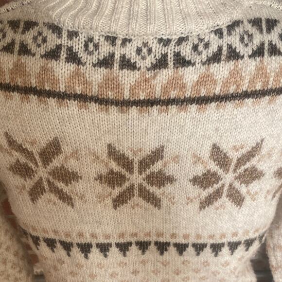 Jessica Simpson Cozy Fair Isle Sweater - Cream and Brown Size XS - Picture 5 of 6